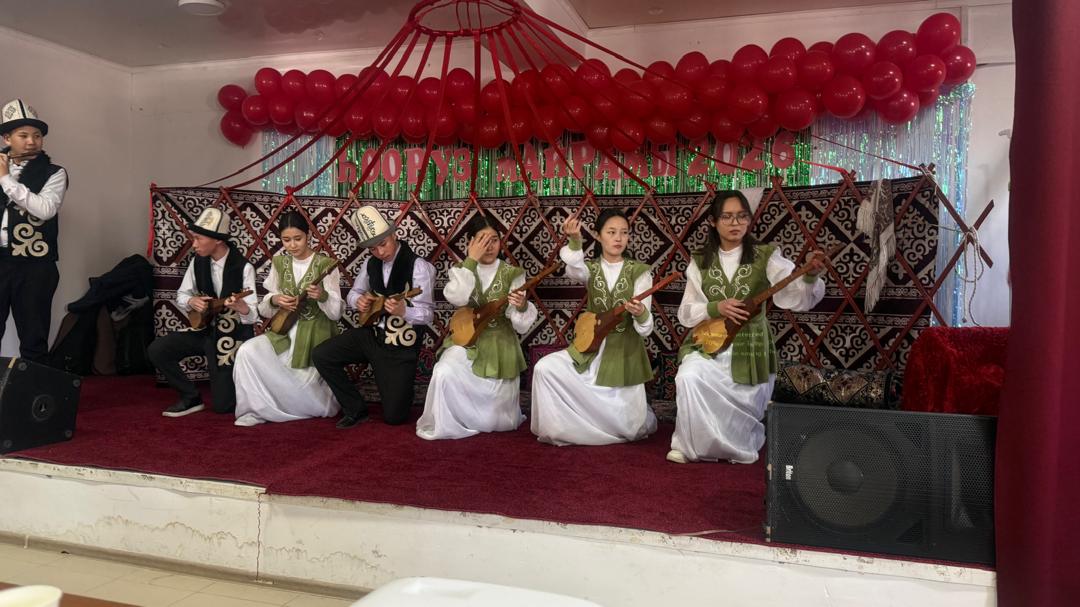 Праздник Нооруз в Каракольском медицинском колледже